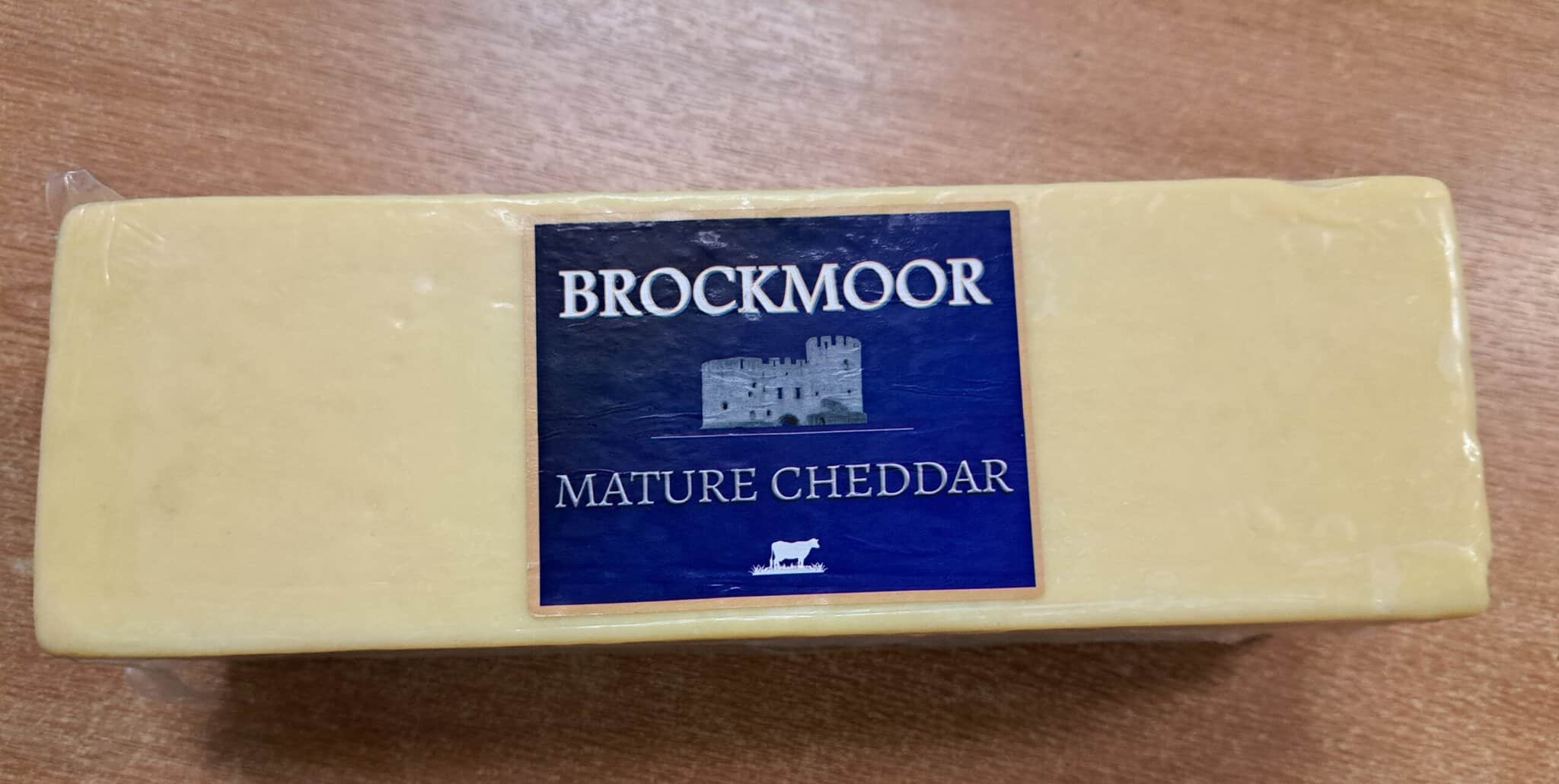 2.5kg White Mature Cheddar